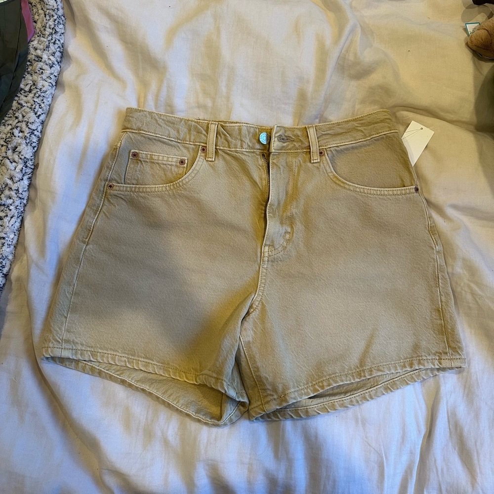 BDG urban outfitters tan denim shorts